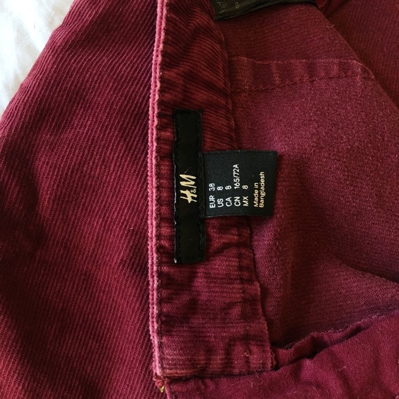 H&M Burgundy Corduroy Mini Skirt - Picture 4 of 5